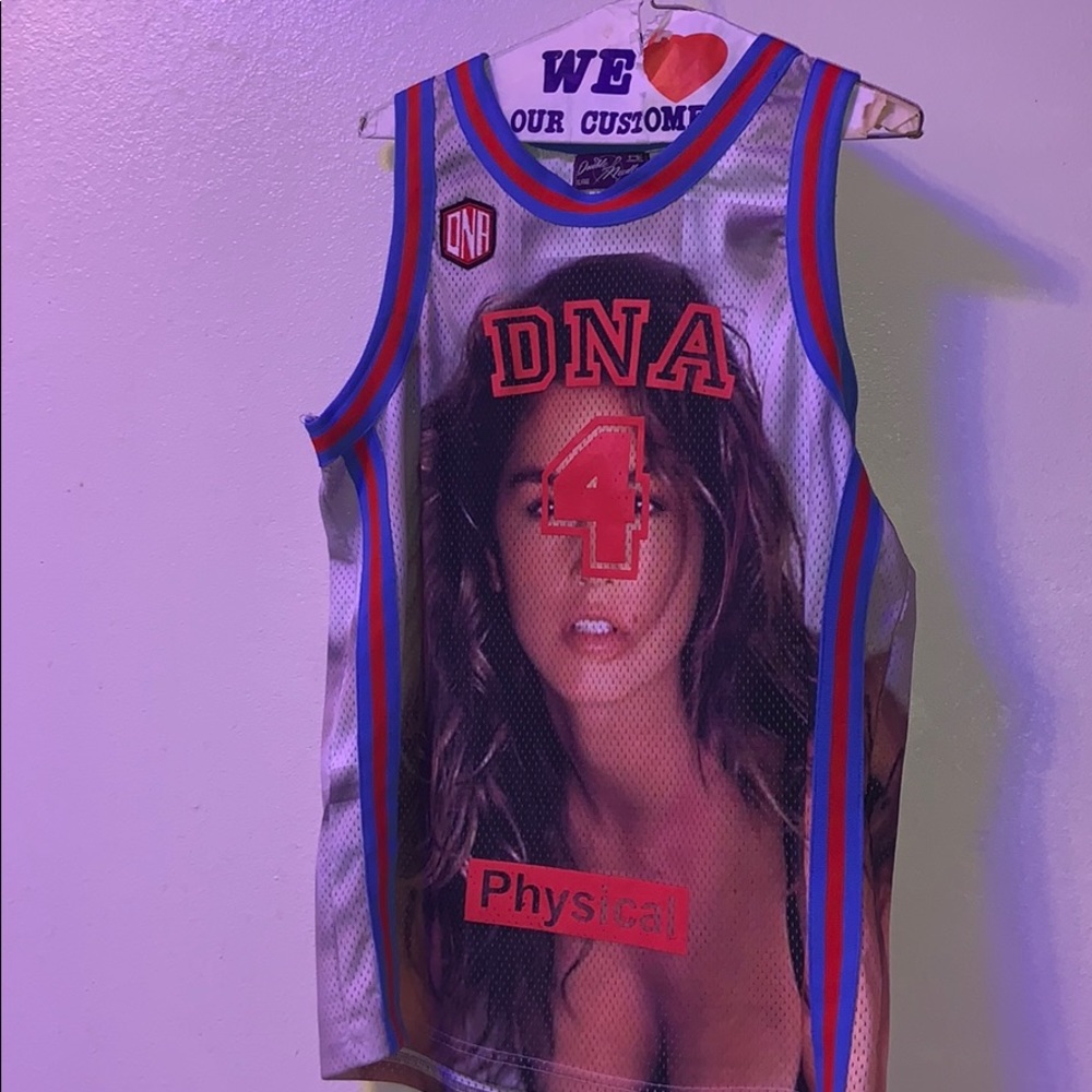 DNA BASKETBALL JERSEY